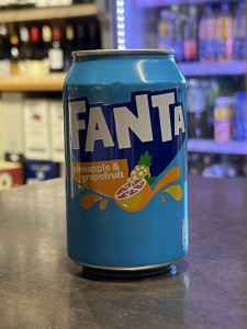 FANTA Pineapple and Grapefruit Фанта со вкусом ананаса и грейпфрута, Газированный напиток 330 мл FANTA Pineapple and Grapefruit Фанта со вкусом ананаса и грейпфрута, Газированный напиток 330 мл