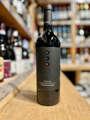 Вино сортовое ординарное региона Пулия красное полусухое Негроамаро Луккарелли
