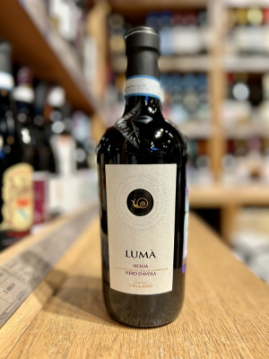 Вино сортовое ординарное региона Сицилия красное полусухое Неро Д'Авола Лума