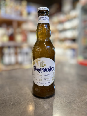 Пивной напиток светлый пастеризованный нефильтрованный "Хугарден"