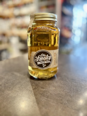 Спиртной напиток прочий "Муншайн Оле Смоуки Теннесси Эппл Пай"