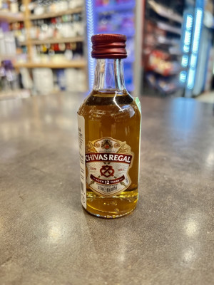 Виски шотландский купажированный 12-летней выдержки «Чивас Ригал» 12 лет