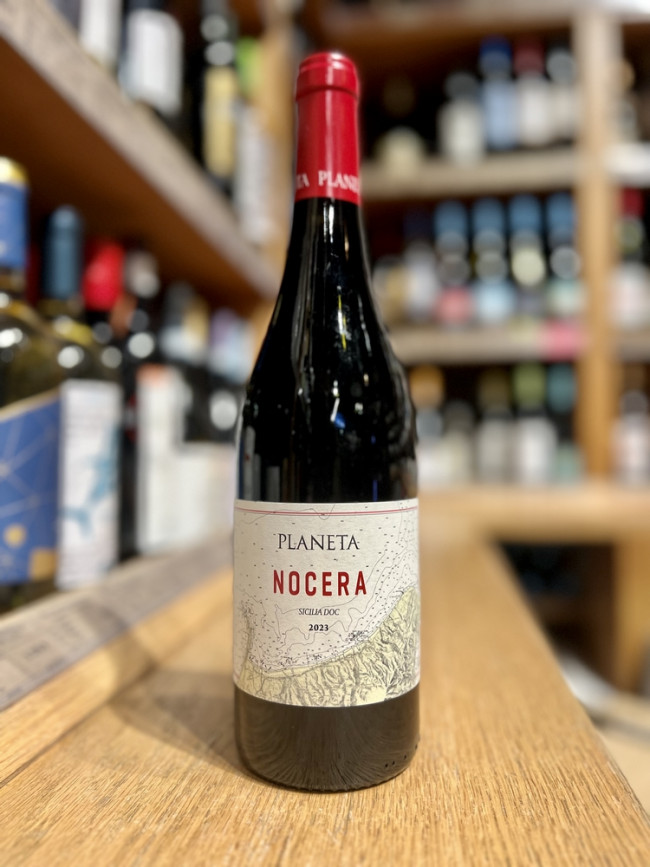 Вино сортовое сухое красное регион Сицилия, категория ДОК "ПЛАНЕТА НОЧЕРА" Вино сортовое сухое красное регион Сицилия, категория ДОК "ПЛАНЕТА НОЧЕРА"