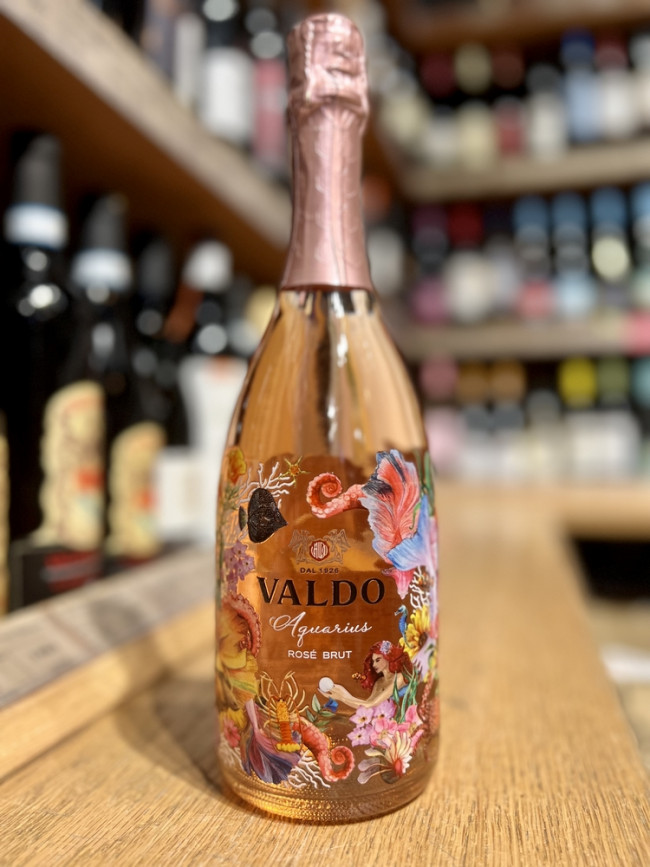 Игристое вино брют розовое "Вальдо Аквариус Розе Брют"