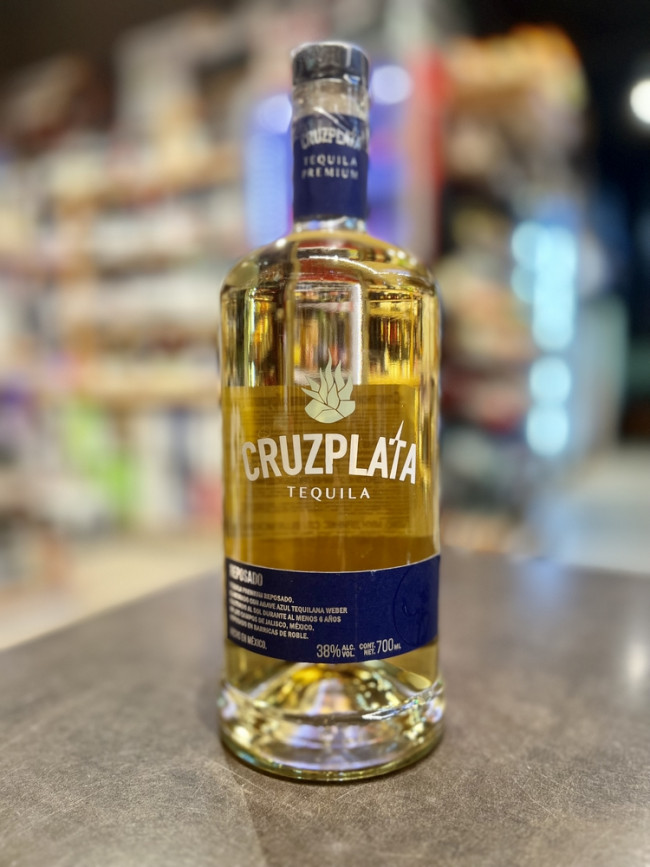 Спиртной напиток прочий Текила «Крузплата Репосадо» Спиртной напиток прочий Текила «Крузплата Репосадо»