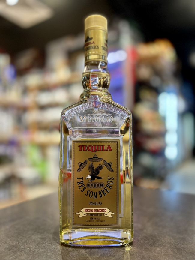 Спиртной напиток прочий (текила) " Трес Сомбрерос Золотая"