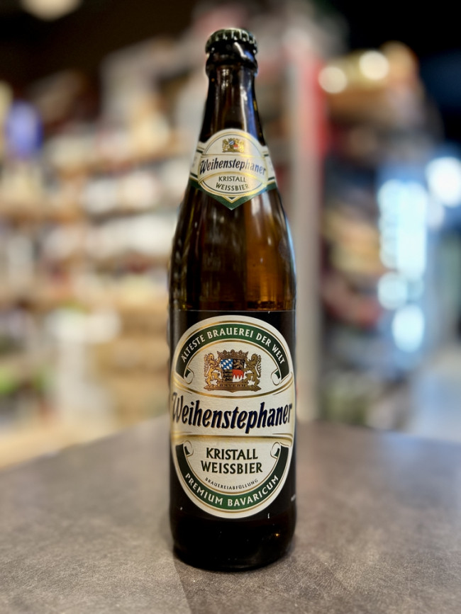 Пиво светлое пастеризованное фильтрованное "Вайнштефан Кристал Вайсбир"