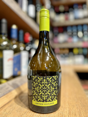 Вино "Чейн оф Пондс Анчейнд Грюнер Велтлинер" белое сухое