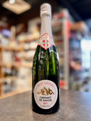 Вино игристое "Марсель Кабельер Рельеф Савуаяр Креман де Савуа Брют" белое брют