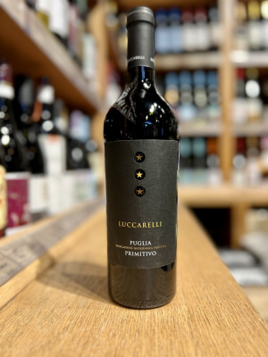 Вино сортовое ординарное региона Пулия красное полусухое Примитиво Луккарелли.