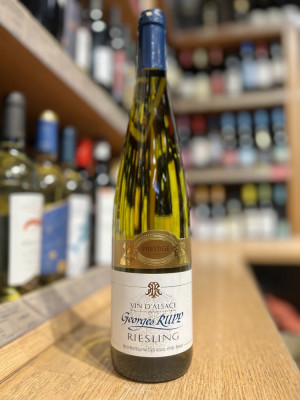 Вино "Рислинг Престиж Георг Руп" белое полусухое Вино "Рислинг Престиж Георг Руп" белое полусухое