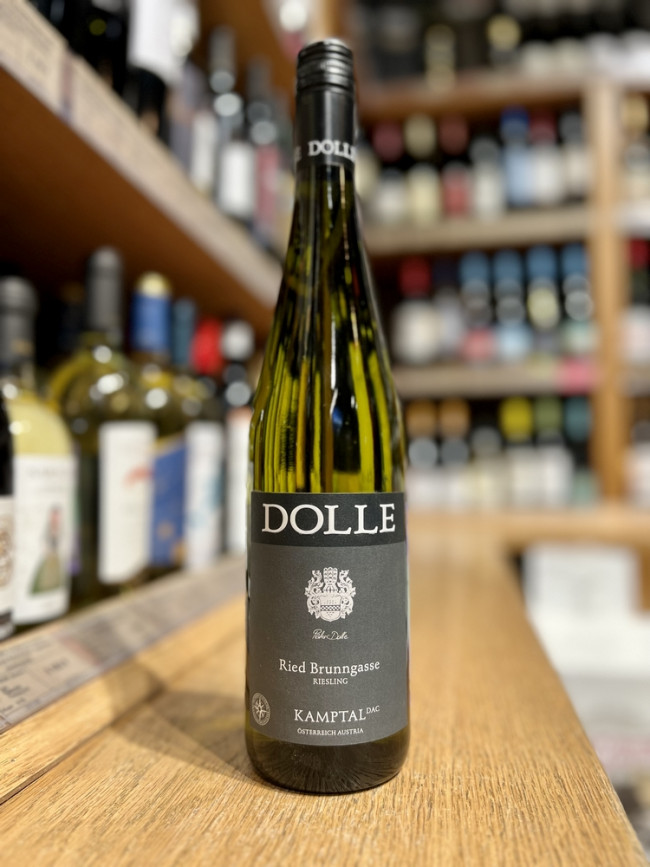 Вино "ДОЛЛЕ Рислинг Кампталь Рид Брунгассе" белое сухое