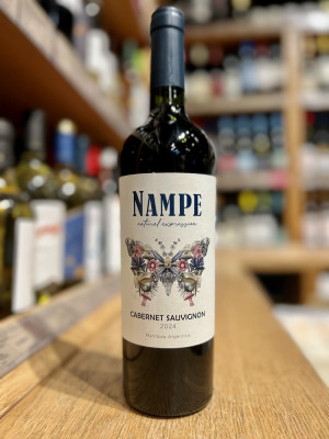 "Нампе Каберне Совиньон" Вино полусухое красное сортовое ординарное "Нампе Каберне Совиньон" Вино полусухое красное сортовое ординарное