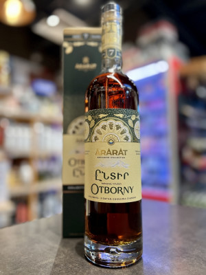 Коньяк Армянский коллекционный "АРАРАТ ОТБОРНЫЙ" выдержанный "КВ"