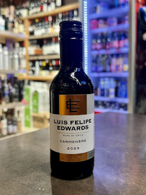 ПЬЮПИЛЛА КАРМЕНЕР Вино сортовое сухое красное категории Д.О.