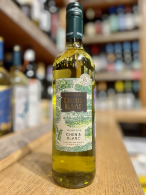 Вино сортовое ординарное сухое белое "Оуде Каап Шенен Блан"