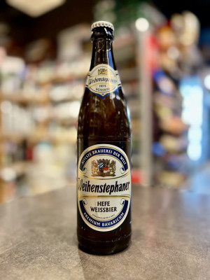Вайнштефан ХефеВайсбир Пиво светлое пастеризованное нефильтрованное неосветленное