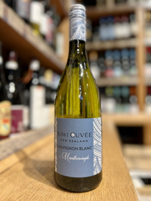 Вино сортовое сухое белое "КИВИ КЮВЕ СОВИНЬОН БЛАН"