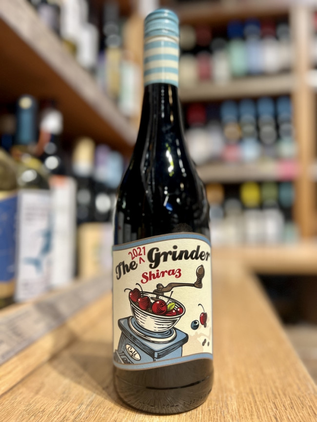 Вино "Зе Гриндер Шираз" красное сухое Вино "Зе Гриндер Шираз" красное сухое