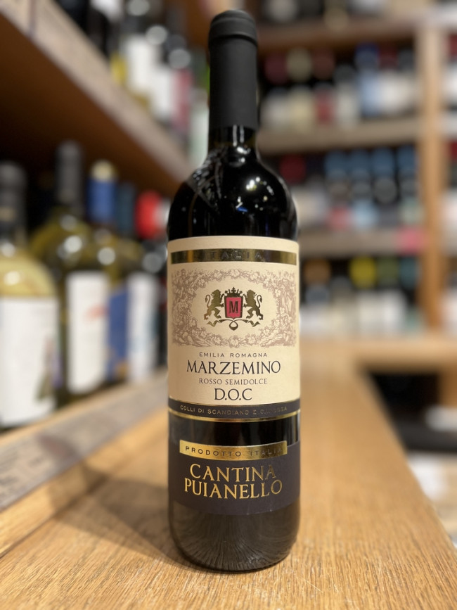 «Марцемино» Вино сортовое ординарное полусладкое красное