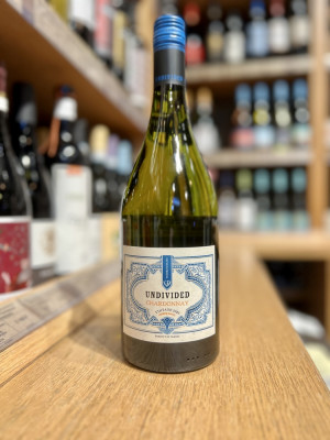 Вино столовое "Андивайдид Шардоне" белое сухое