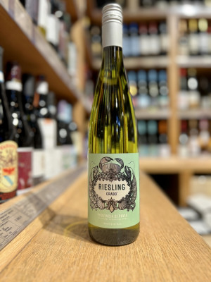 Вино сортовое полусухое белое "КРАБО РИСЛИНГ"