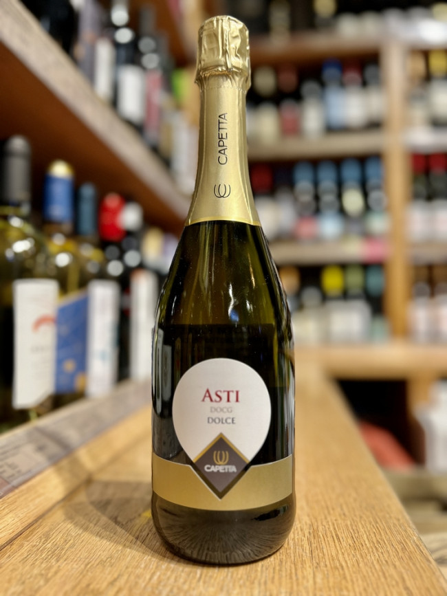 Вино игристое защищённого наименования по происхождению "Асти Капетта" белое сладкое Вино игристое защищённого наименования по происхождению "Асти Капетта" белое сладкое