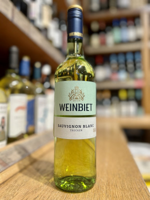Вино «Вайнбит Совиньон блан трокен" белое полусухое