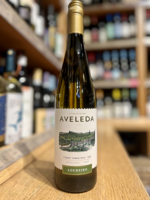 Вино "Авеледа Лувейро" белое сухое