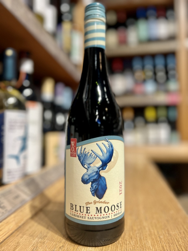 "Зе Гриндер Блю Муус" Вино с ЗГУ красное сухое "Зе Гриндер Блю Муус" Вино с ЗГУ красное сухое