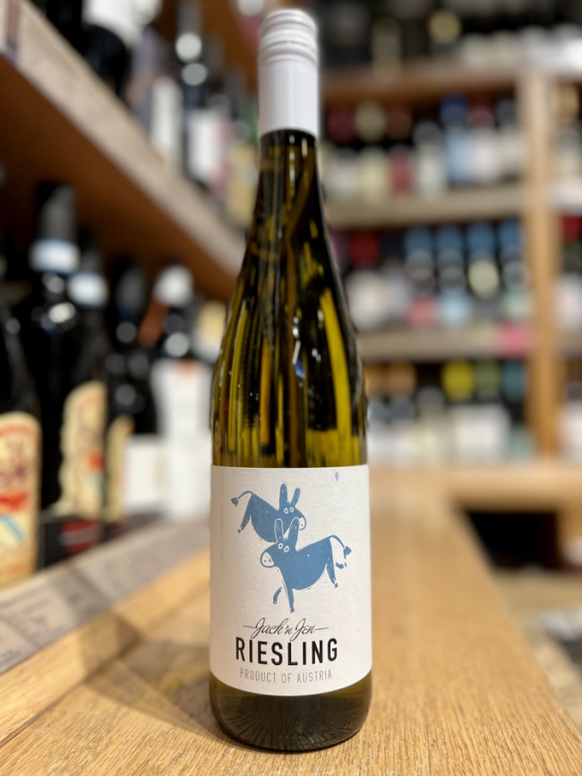 Вино сортовое региона Бургенланд белое выдержанное сухое Джек и Джен Рислинг Вино сортовое региона Бургенланд белое выдержанное сухое Джек и Джен Рислинг