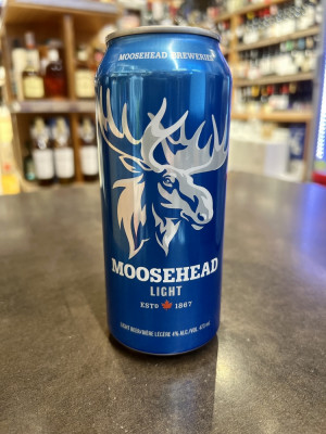 Пиво светлое пастеризованное фильтрованное "Музхед Лайт"