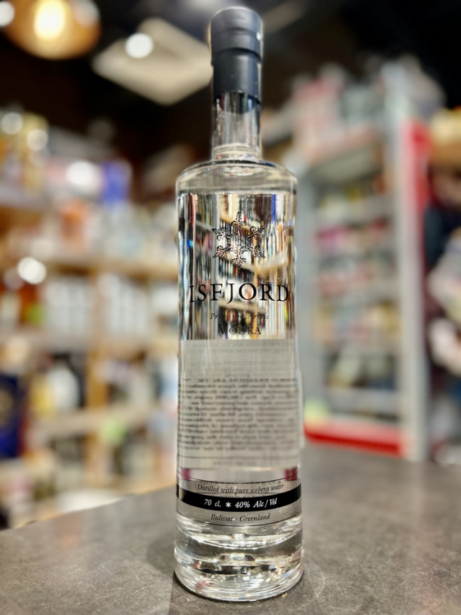 Водка "ИСФЬОРД Премиум Арктик Водка"